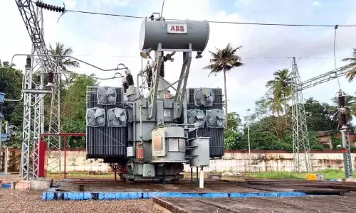 Kerala : रेलवे पुनालुर ट्रैक्शन सब स्टेशन का संचालन शुरू Kerala : रेलवे पुनालुर ट्रैक्शन सब स्टेशन का संचालन शुरू
