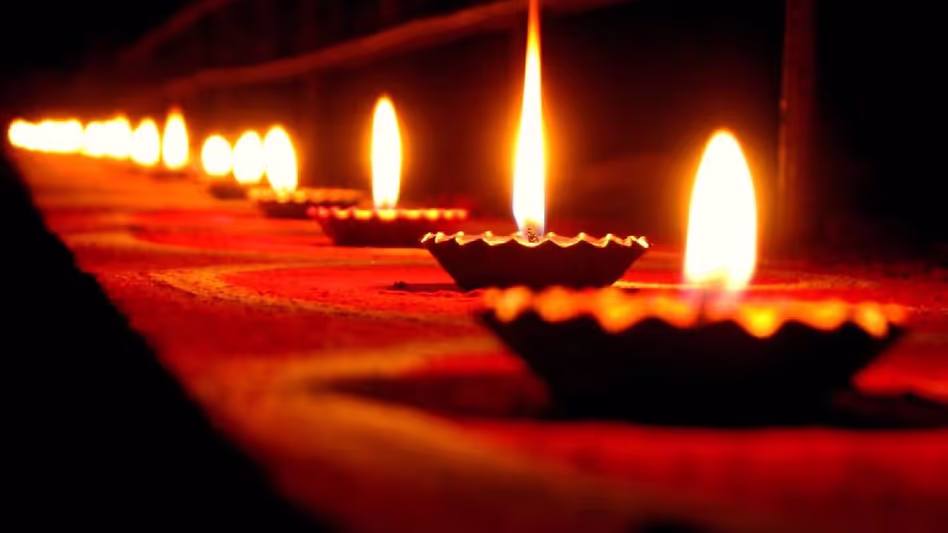 Assam के राज्यपाल और मुख्यमंत्री ने काली पूजा और दीपावली की शुभकामनाएं दीं