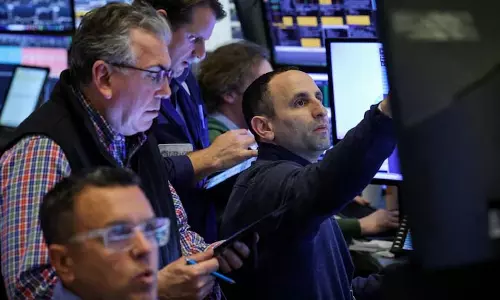 अमेरिका-चीन व्यापार तनाव कम होने की उम्मीद से Wall Street वायदा में तेजी अमेरिका-चीन व्यापार तनाव कम होने की उम्मीद से Wall Street वायदा में तेजी