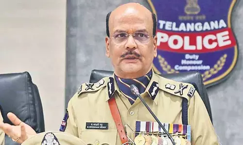 DGP शिवधर रेड्डी ने कांस्टेबल प्रमोद के निधन पर शोक व्यक्त किया