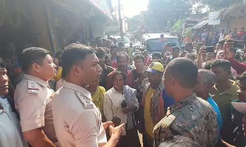मोबाइल फोन पर वीडियो दिखाकर दो बच्चों के अपहरण का प्रयास? मोबाइल फोन पर वीडियो दिखाकर दो बच्चों के अपहरण का प्रयास?