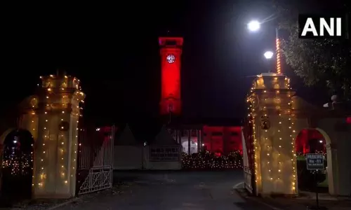 पटना: दिवाली पर बिहार विधानसभा और सचिवालय रोशनी से जगमगाए