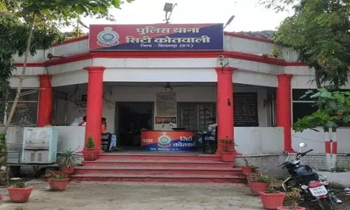 बिजली ऑफिस के पीछे जुआखाना पकड़ा गया, 5 जुआरी गिरफ्तार