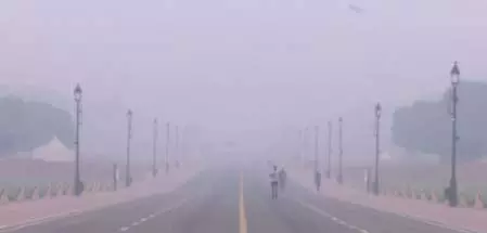 दीपावली के बाद दिल्ली में गंभीर हुई हवा, कई हिस्सों में एयूआई 400 के पार दीपावली के बाद दिल्ली में गंभीर हुई हवा, कई हिस्सों में एयूआई 400 के पार
