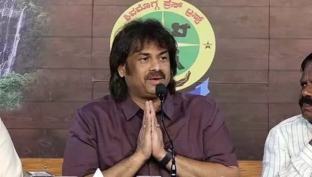 सरकारी स्कूलों के विकास की देखरेख के लिए गवर्निंग बॉडी बनाई गई: Madhu Bangarappa सरकारी स्कूलों के विकास की देखरेख के लिए गवर्निंग बॉडी बनाई गई: Madhu Bangarappa