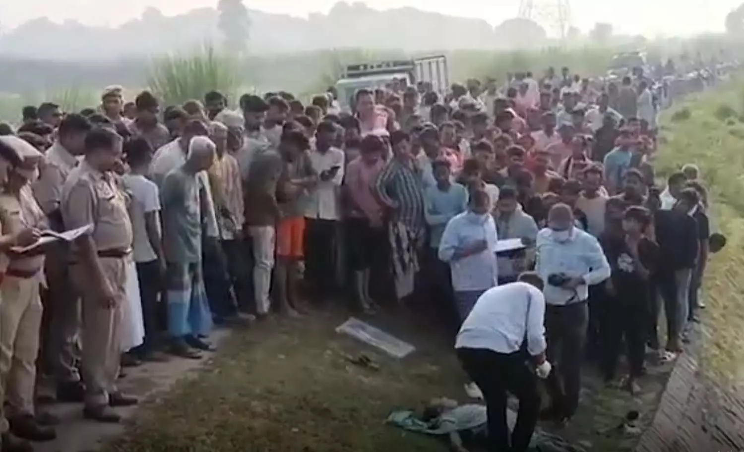 विश्वासघात: चाचा का मर्डर, खुद को बचाने का किया घिनौना नाटक विश्वासघात: चाचा का मर्डर, खुद को बचाने का किया घिनौना नाटक