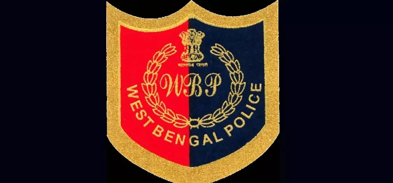 दुर्गापुर गैंगरेप केस: पुलिस को आरोपियों के बयानों में अंतर मिला दुर्गापुर गैंगरेप केस: पुलिस को आरोपियों के बयानों में अंतर मिला