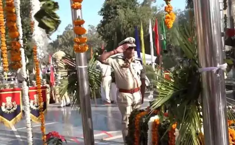 बलिदान स्तंभ Jammu में पुलिस स्मृति दिवस मनाया गया बलिदान स्तंभ Jammu में पुलिस स्मृति दिवस मनाया गया