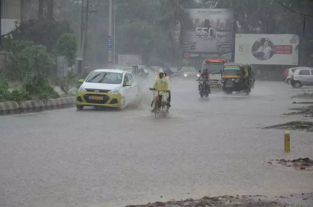 Odisha: 25 अक्टूबर तक लगातार कम दबाव वाले क्षेत्रों से बारिश होने की संभावना Odisha: 25 अक्टूबर तक लगातार कम दबाव वाले क्षेत्रों से बारिश होने की संभावना