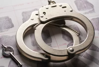 Bengal: अस्पताल में महिला जूनियर डॉक्टर पर हमला, दो आरोपित गिरफ्तार Bengal: अस्पताल में महिला जूनियर डॉक्टर पर हमला, दो आरोपित गिरफ्तार