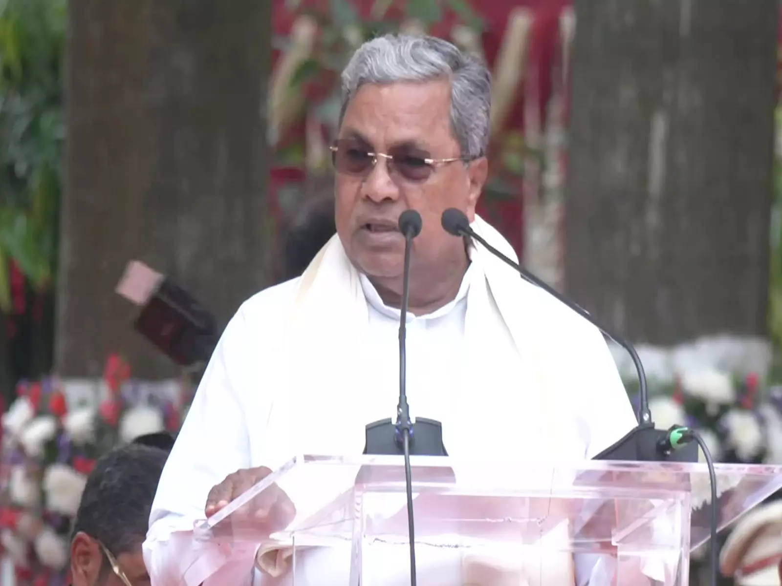 पुलिस स्मृति दिवस पर Siddaramaiah ने जवानों के बलिदान की सराहना की पुलिस स्मृति दिवस पर Siddaramaiah ने जवानों के बलिदान की सराहना की