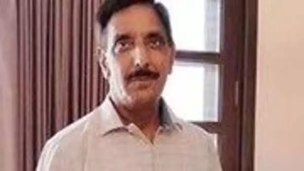 पंजाब के पूर्व DGP मुस्तफा, उनकी पत्नी के खिलाफ बेटे की मौत के मामले में एफआईआर दर्ज पंजाब के पूर्व DGP मुस्तफा, उनकी पत्नी के खिलाफ बेटे की मौत के मामले में एफआईआर दर्ज
