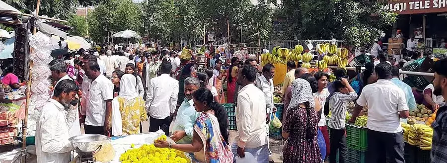 Muddebihal : रोशनी के त्योहार के लिए शॉपिंग ज़ोरों पर Muddebihal : रोशनी के त्योहार के लिए शॉपिंग ज़ोरों पर