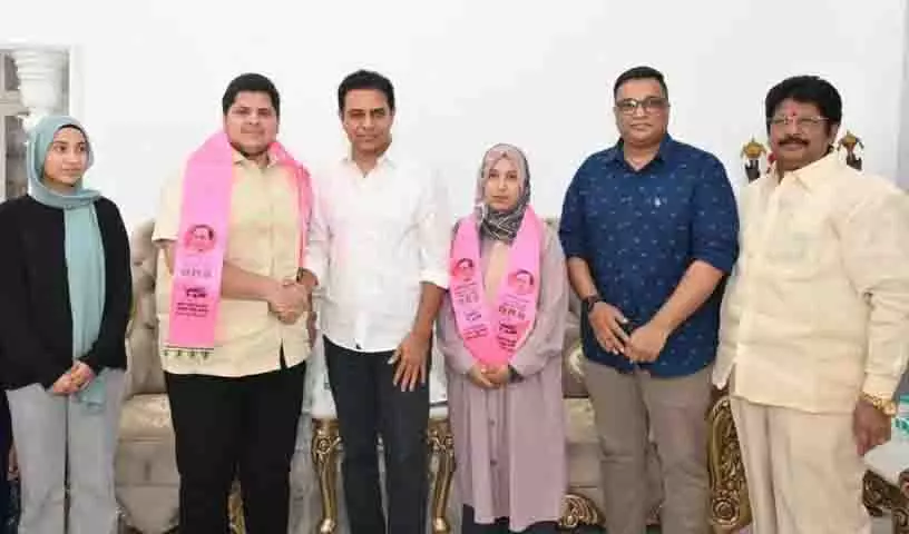 KTR की मौजूदगी में भाजपा अल्पसंख्यक मोर्चा के नेता बीआरएस में शामिल हुए KTR की मौजूदगी में भाजपा अल्पसंख्यक मोर्चा के नेता बीआरएस में शामिल हुए