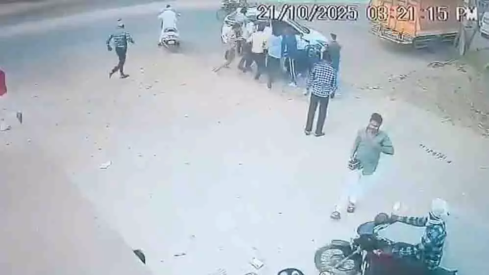 Bulandshahr: प्रेम प्रसंग विवाद में बुलंदशहर युवक हुआ अपहृत Bulandshahr: प्रेम प्रसंग विवाद में बुलंदशहर युवक हुआ अपहृत