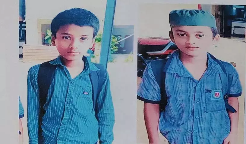 अल्पसंख्यक स्कूल से भागे छात्र अल्पसंख्यक स्कूल से भागे छात्र