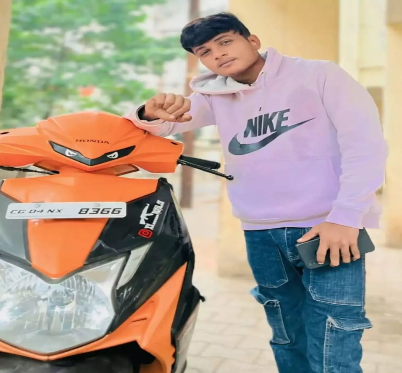 Raipur Breaking: सड़क हादसे में 19 वर्षीय युवक प्रवीण मसीह की दर्दनाक मौत Raipur Breaking: सड़क हादसे में 19 वर्षीय युवक प्रवीण मसीह की दर्दनाक मौत