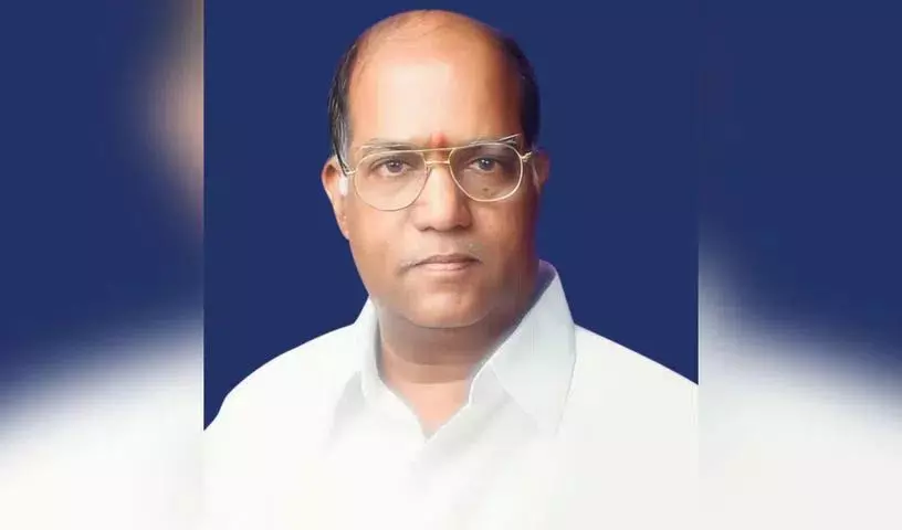 हैदराबाद: तेलुगु राज्यों में शॉपिंग मॉल की संकल्पना लाने वाले उद्योगपति चंदना मोहन राव का निधन हैदराबाद: तेलुगु राज्यों में शॉपिंग मॉल की संकल्पना लाने वाले उद्योगपति चंदना मोहन राव का निधन