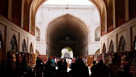 Reddit पर विदेशी की भारतीय शिष्टाचार वाली पोस्ट ने नागरिक भावना पर चर्चा छेड़ दी Reddit पर विदेशी की भारतीय शिष्टाचार वाली पोस्ट ने नागरिक भावना पर चर्चा छेड़ दी