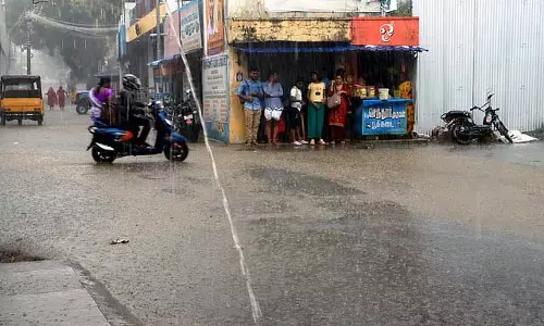 Chennai में अगले 3 दिनों तक भारी बारिश Chennai में अगले 3 दिनों तक भारी बारिश