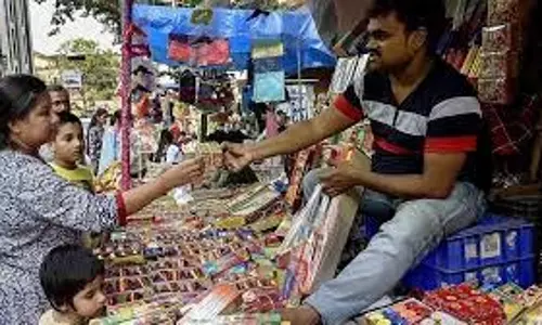 Diwali पर 7,000 करोड़ रुपये के पटाखों की बिक्री