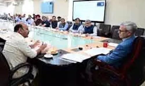 Kashmir निर्माण श्रमिक संघ ने लंबित कल्याण मुद्दों पर तत्काल कार्रवाई का आग्रह किया Kashmir निर्माण श्रमिक संघ ने लंबित कल्याण मुद्दों पर तत्काल कार्रवाई का आग्रह किया