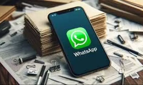 WhatsApp: नया फीचर, अब AI से इमेज जनरेट कर लगा पाएंगे स्टेटस, जानें तरीका WhatsApp: नया फीचर, अब AI से इमेज जनरेट कर लगा पाएंगे स्टेटस, जानें तरीका