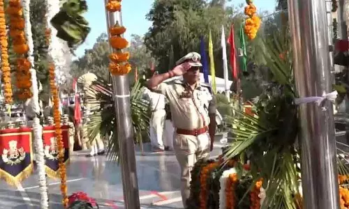 बलिदान स्तंभ Jammu में पुलिस स्मृति दिवस मनाया गया बलिदान स्तंभ Jammu में पुलिस स्मृति दिवस मनाया गया
