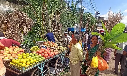 Ranebennur : दिवाली से पहले बिज़नेस में तेज़ी
