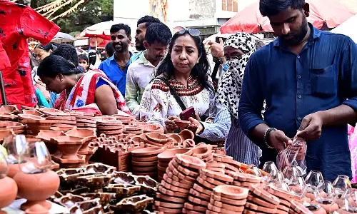 Hubli : दुर्गादबैल में त्योहारों का जश्न