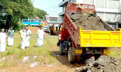 Kerala : ट्रामवे-रेलवे स्टेशन बाईपास सड़क का निर्माण शुरू Kerala : ट्रामवे-रेलवे स्टेशन बाईपास सड़क का निर्माण शुरू
