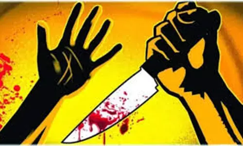 New Delhi: नरेला औद्योगिक क्षेत्र में चाकू घोपकर व्यक्ति की हत्या New Delhi: नरेला औद्योगिक क्षेत्र में चाकू घोपकर व्यक्ति की हत्या