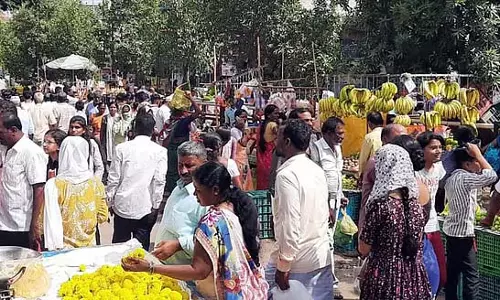 Muddebihal : रोशनी के त्योहार के लिए शॉपिंग ज़ोरों पर Muddebihal : रोशनी के त्योहार के लिए शॉपिंग ज़ोरों पर