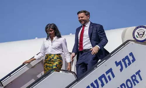 JD Vance गाजा युद्धविराम का समर्थन करने के लिए इज़राइल गए: वार्ता का उद्देश्य क्या है? JD Vance गाजा युद्धविराम का समर्थन करने के लिए इज़राइल गए: वार्ता का उद्देश्य क्या है?