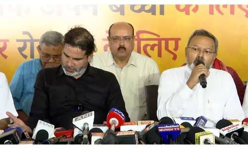 प्रशांत किशोर ने कहा, जन सुराज के उम्मीदवारों को नामांकन वापस लेने पर मजबूर किया गया