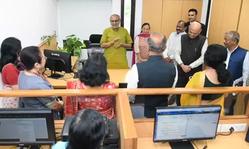VP राधाकृष्णन ने राज्यसभा सचिवालय के कर्मचारियों के साथ बातचीत की VP राधाकृष्णन ने राज्यसभा सचिवालय के कर्मचारियों के साथ बातचीत की