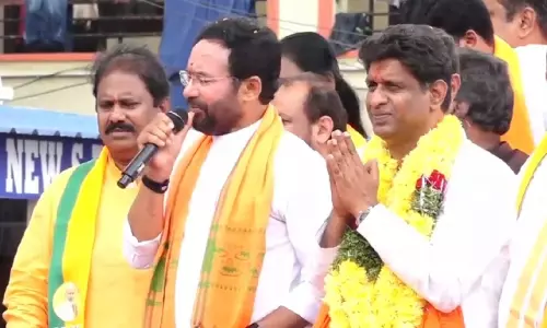 Jubilee Hills bypoll: भाजपा के दीपक रेड्डी ने नामांकन दाखिल किया Jubilee Hills bypoll: भाजपा के दीपक रेड्डी ने नामांकन दाखिल किया