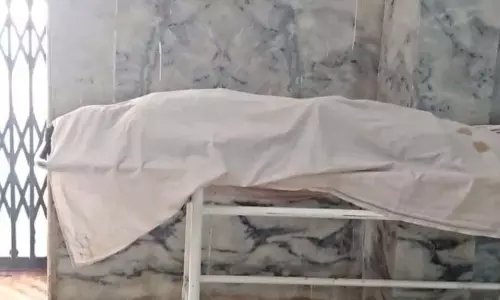 एक्सीडेंट में एक की मौके पर मौत, आरोपी को ढूंढ रही पुलिस एक्सीडेंट में एक की मौके पर मौत, आरोपी को ढूंढ रही पुलिस