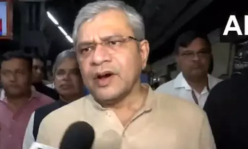 रेल मंत्री बोले– त्योहारों में रिकॉर्ड यात्रा, 1 करोड़ से ज्यादा यात्रियों ने किया सफर रेल मंत्री बोले– त्योहारों में रिकॉर्ड यात्रा, 1 करोड़ से ज्यादा यात्रियों ने किया सफर