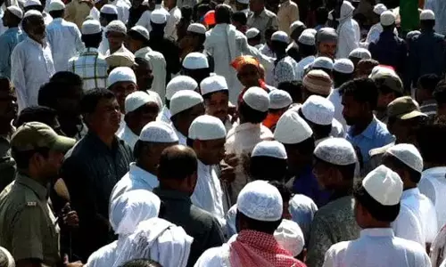 मैं मुहम्मद सल्लल्लाहु अलैहि वसल्लम से प्रेम करता हूँ कहना ही पर्याप्त नहीं है; पैगम्बर से प्रेम करने की आवश्यकताओं को पूरा करना भी आवश्यक है: मैं मुहम्मद सल्लल्लाहु अलैहि वसल्लम से प्रेम करता हूँ कहना ही पर्याप्त नहीं है; पैगम्बर से प्रेम करने की आवश्यकताओं को पूरा करना भी आवश्यक है: