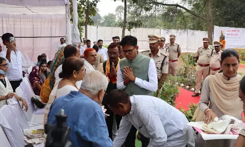 पुलिस स्मृति दिवस पर वित्त मंत्री ओ.पी.चौधरी ने शहीद परिवारों को किया सम्मानित