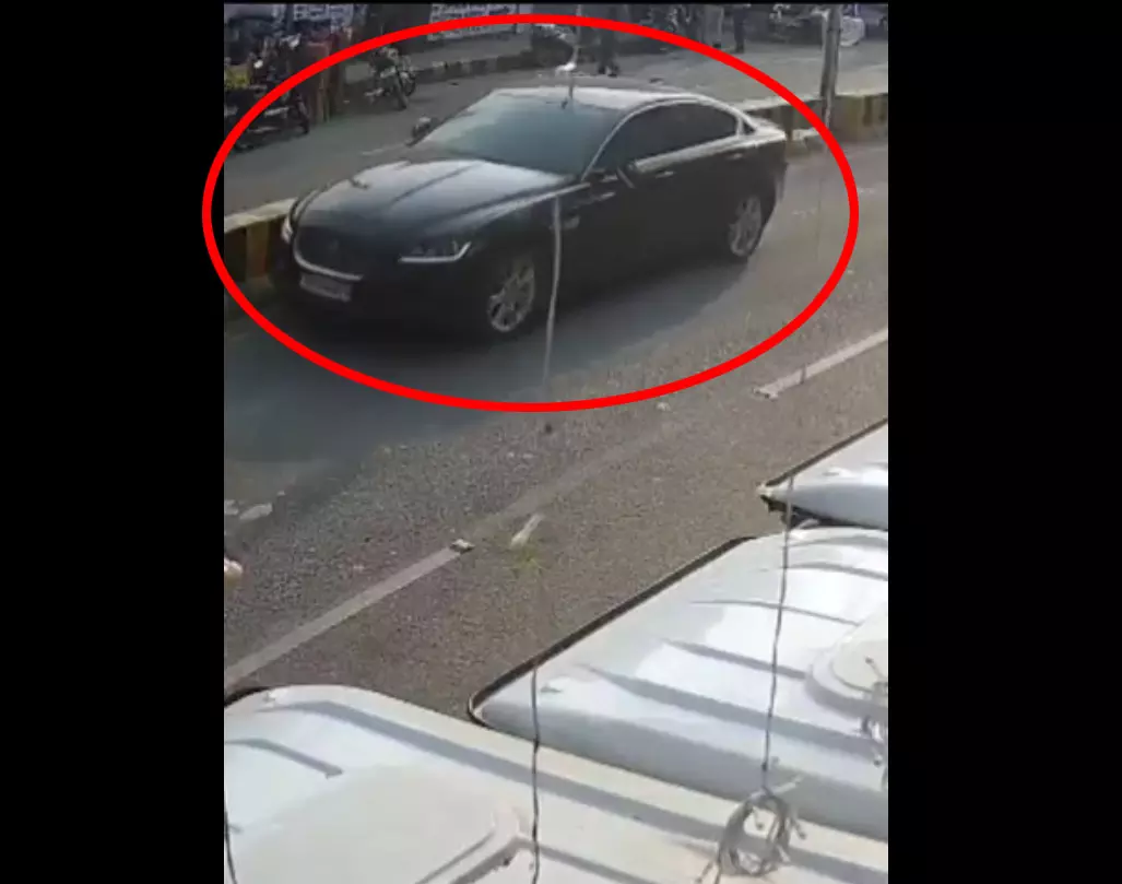 मौत का LIVE वीडियो, Jaguar कार कैमरे में कैद मौत का LIVE वीडियो, Jaguar कार कैमरे में कैद