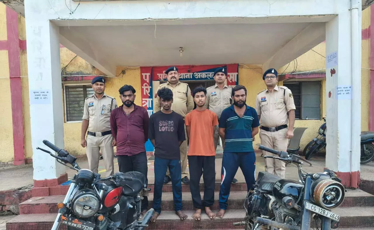 एक कॉल के बाद मारने का प्लान बना डाला, पढ़ें कत्ल की खौफनाक कहानी एक कॉल के बाद मारने का प्लान बना डाला, पढ़ें कत्ल की खौफनाक कहानी