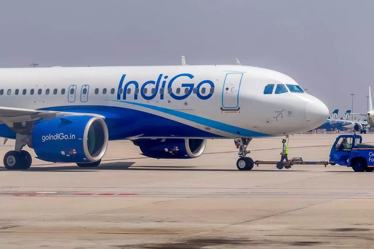 इमरजेंसी लैंडिंग, अब IndiGo विमान से जुड़ी हैरान करने वाली खबर आई इमरजेंसी लैंडिंग, अब IndiGo विमान से जुड़ी हैरान करने वाली खबर आई