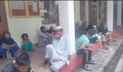 J&K सरकार ने जम्मू में अवैध रूप से बसे रोहिंग्याओं पर कार्रवाई की J&K सरकार ने जम्मू में अवैध रूप से बसे रोहिंग्याओं पर कार्रवाई की