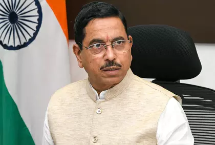 केंद्रीय मंत्री का आरोप: सिद्धारमैया ने बर्बाद की Karnataka की अर्थव्यवस्था केंद्रीय मंत्री का आरोप: सिद्धारमैया ने बर्बाद की Karnataka की अर्थव्यवस्था