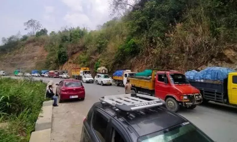 Mizoram का जीवन‑रोगिणी मार्ग NH‑306: चालकों का चार दिन का रोड ब्लॉक Mizoram का जीवन‑रोगिणी मार्ग NH‑306: चालकों का चार दिन का रोड ब्लॉक