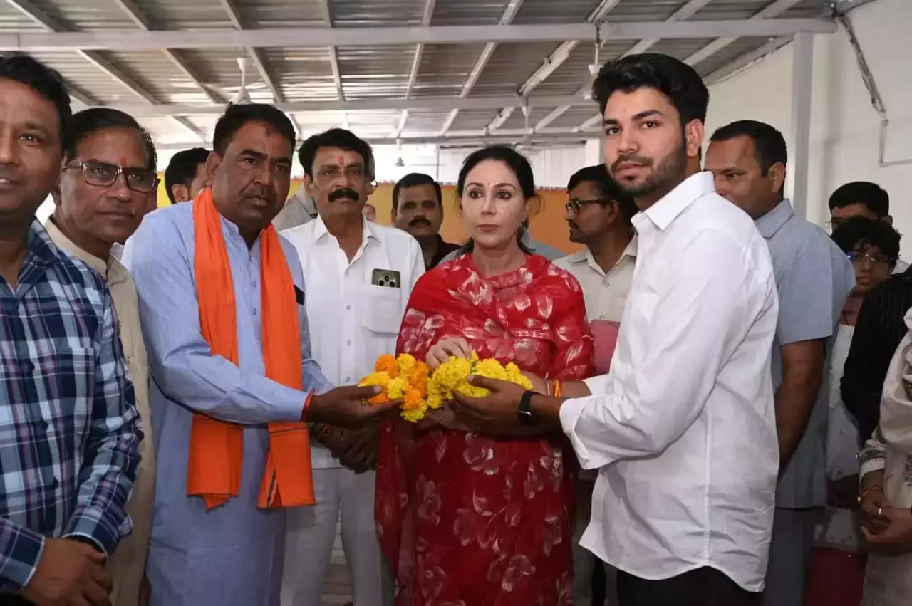 Jaipur: दीया कुमारी ने लोगों को दी दीपोत्सव की शुभकामनाएं Jaipur: दीया कुमारी ने लोगों को दी दीपोत्सव की शुभकामनाएं
