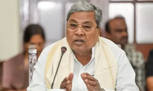 Siddaramaiah ने जीबीए प्रमुख को 8 सड़कों का आधुनिकीकरण और उन पर सफेद छत लगाने का निर्देश दिया