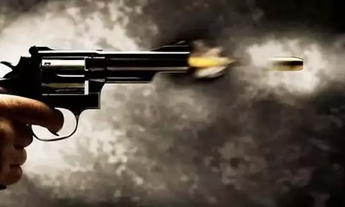 अवैध गाय परिवहन: पुलिस ने 10 km तक पीछा करने के बाद भाग रहे आरोपी के पैर में गोली मार दी